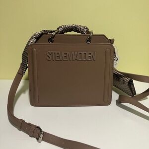 NWT Steve Madden Bevelyn Mushroom Bag with Scarf
